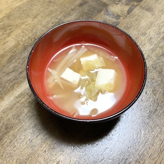 味噌汁レシピ　白菜と豆腐の味噌汁
